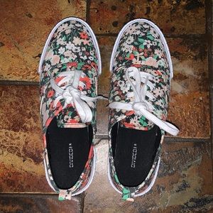 H&M floral shoe size 8